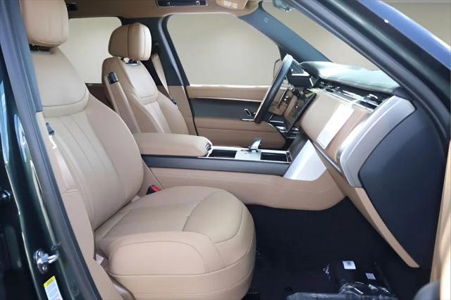 2026 Land Rover Range Rover P530 SE 7 Seat