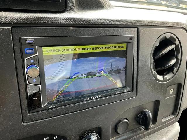 2016 Ford E-350 Cutaway E-350