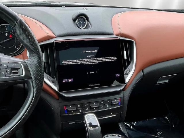 2022 Maserati Ghibli Modena Q4