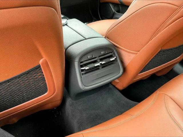 2022 Maserati Ghibli Modena Q4