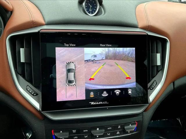 2022 Maserati Ghibli Modena Q4