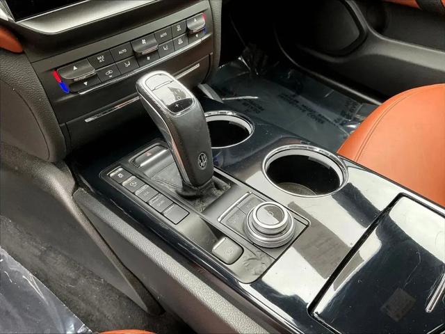 2022 Maserati Ghibli Modena Q4