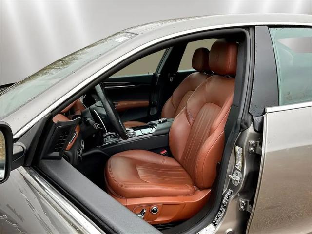 2022 Maserati Ghibli Modena Q4