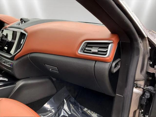 2022 Maserati Ghibli Modena Q4