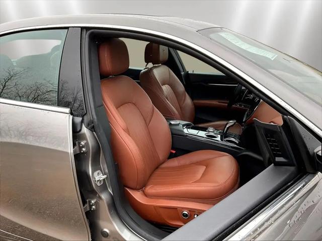 2022 Maserati Ghibli Modena Q4
