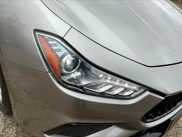 2022 Maserati Ghibli Modena Q4
