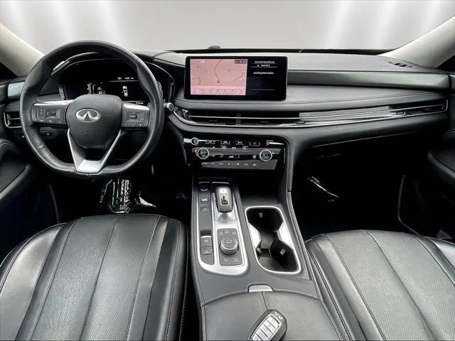 2022 INFINITI QX60 LUXE AWD
