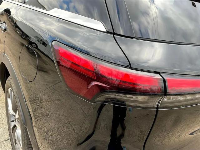 2022 INFINITI QX60 LUXE AWD
