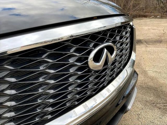 2022 INFINITI QX60 LUXE AWD