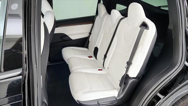 2022 Tesla Model X Plaid Tri Motor All-Wheel Drive