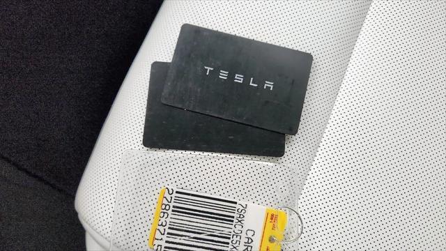 2022 Tesla Model X Plaid Tri Motor All-Wheel Drive