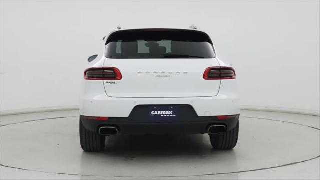 2017 Porsche Macan Macan