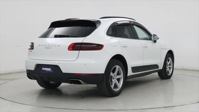 2017 Porsche Macan Macan