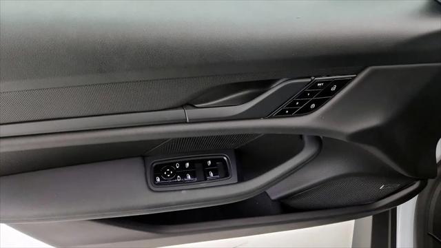 2021 Porsche Taycan Taycan