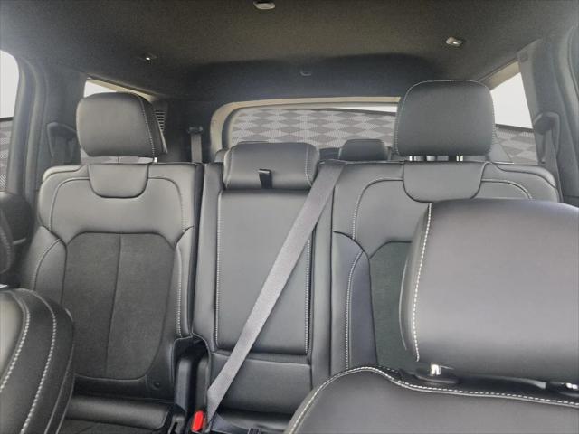 2026 Jeep Grand Cherokee L Altitude 4x2
