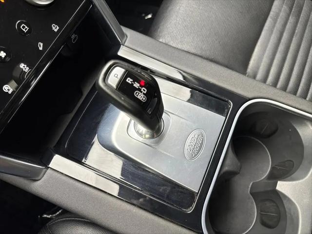 2022 Land Rover Discovery Sport SE