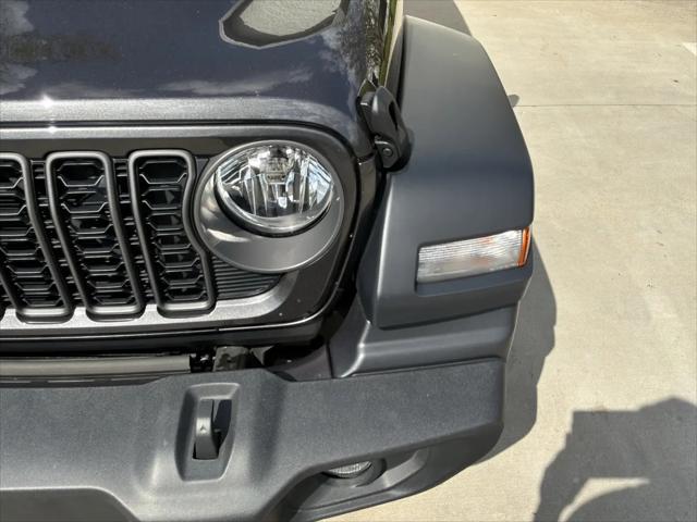 2025 Jeep Wrangler 4-Door Summit 4x4