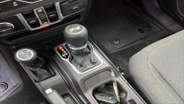 2025 Jeep Wrangler 4-Door Summit 4x4