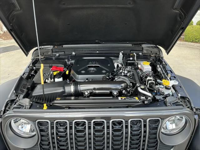 2025 Jeep Wrangler 4-Door Summit 4x4