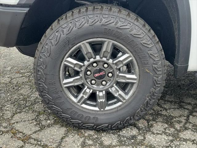 2026 GMC Sierra 1500 Crew Cab, Short Bed, AT4X, 4WD