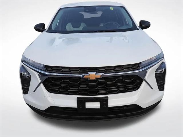 2025 Chevrolet Trax FWD LS