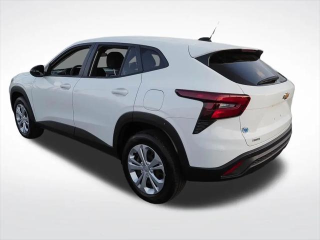 2025 Chevrolet Trax FWD LS