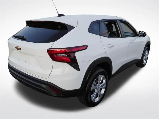 2025 Chevrolet Trax FWD LS