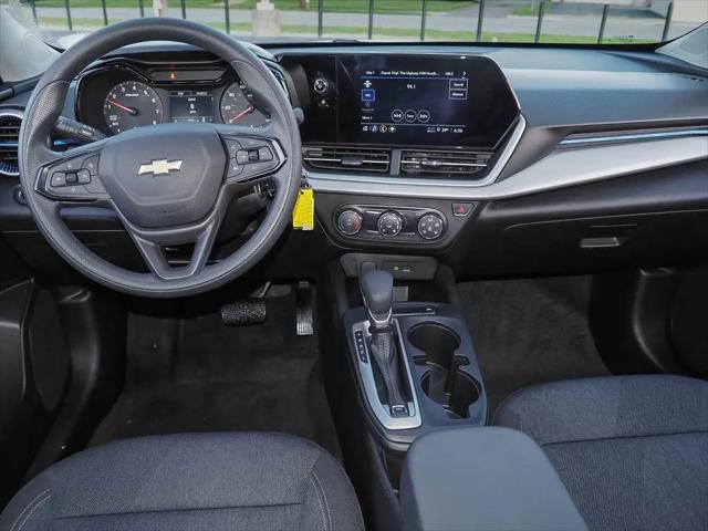 2025 Chevrolet Trax FWD LS
