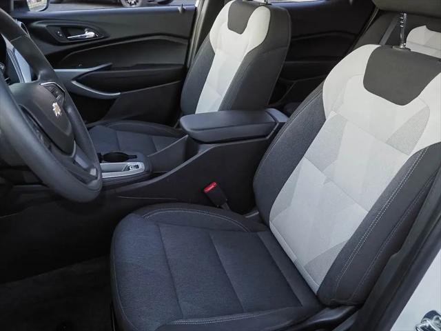 2025 Chevrolet Trax FWD LS
