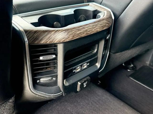 2021 Ram 3500 Laramie Crew Cab 4x4 8' Box