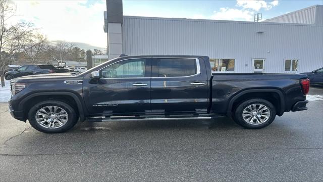 2022 GMC Sierra 1500 4WD Crew Cab Short Box Denali