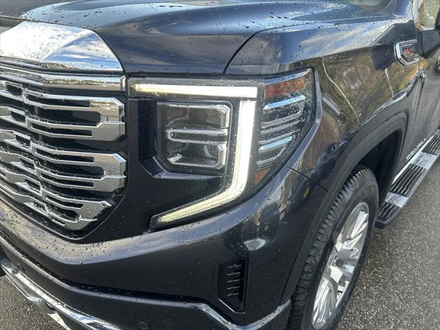 2022 GMC Sierra 1500 4WD Crew Cab Short Box Denali
