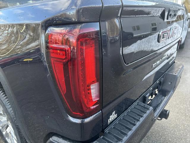 2022 GMC Sierra 1500 4WD Crew Cab Short Box Denali