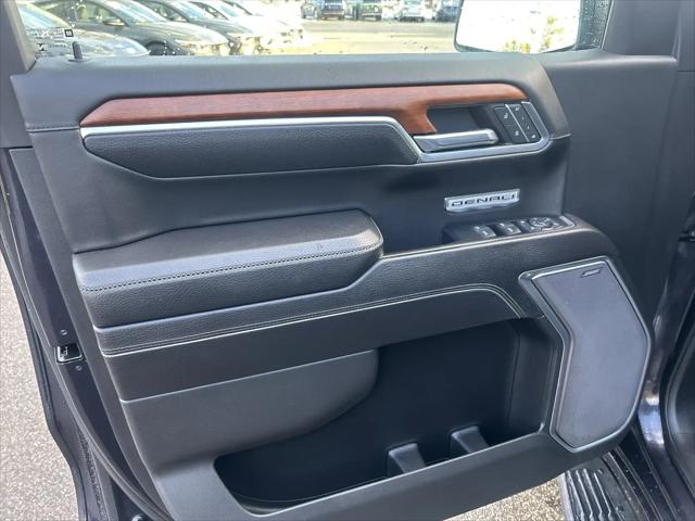 2022 GMC Sierra 1500 4WD Crew Cab Short Box Denali