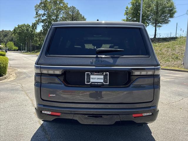 2026 Jeep Grand Wagoneer 4x2