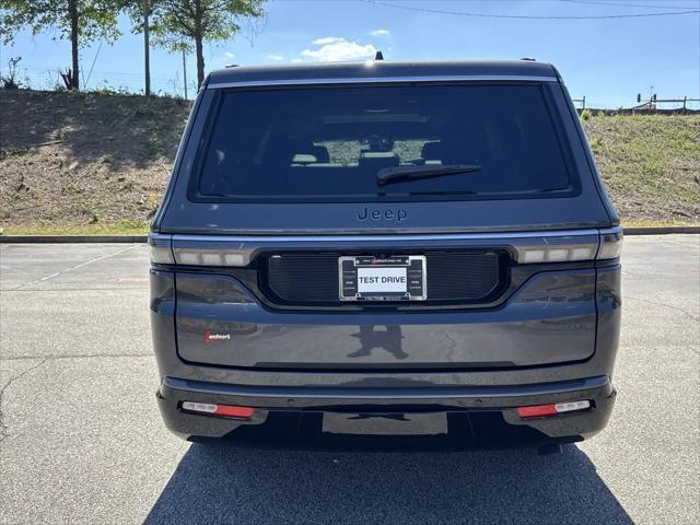 2026 Jeep Grand Wagoneer 4x2