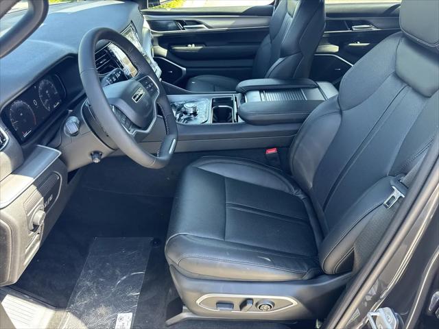 2026 Jeep Grand Wagoneer 4x2