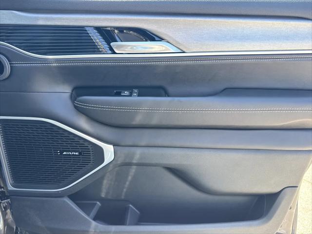 2026 Jeep Grand Wagoneer 4x2
