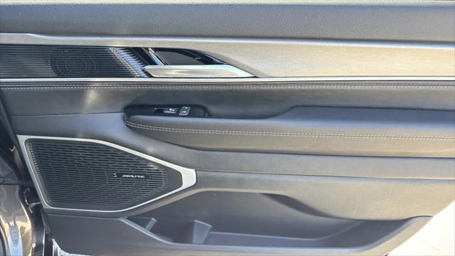 2026 Jeep Grand Wagoneer 4x2