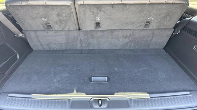 2026 Jeep Grand Wagoneer 4x2