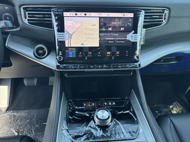 2026 Jeep Grand Wagoneer 4x2