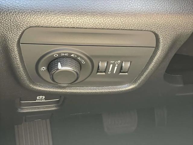 2026 Jeep Grand Cherokee L Laredo 4x2