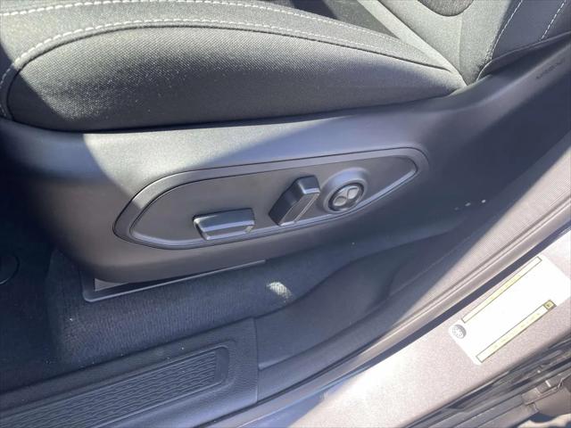 2026 Jeep Grand Cherokee L Laredo 4x2