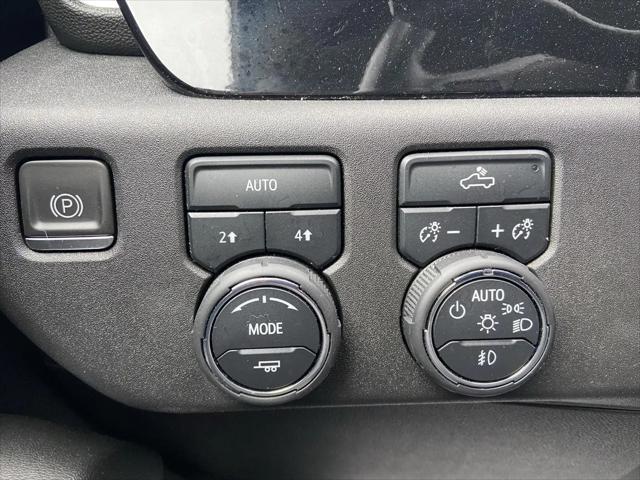 2023 Chevrolet Silverado 1500 4WD Crew Cab Short Bed RST