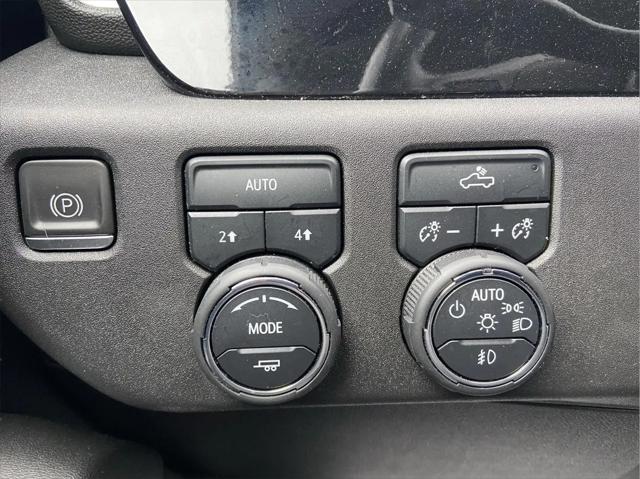 2023 Chevrolet Silverado 1500 4WD Crew Cab Short Bed RST