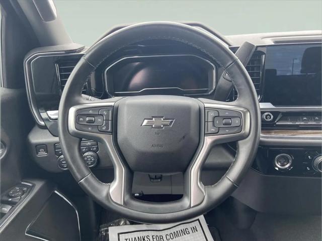 2023 Chevrolet Silverado 1500 4WD Crew Cab Short Bed RST