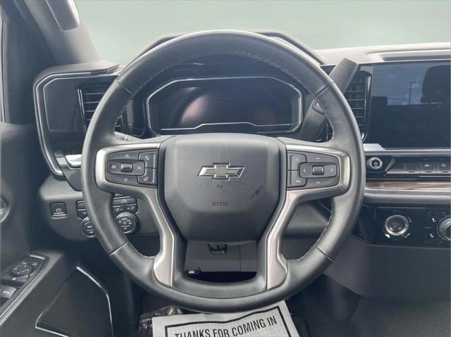 2023 Chevrolet Silverado 1500 4WD Crew Cab Short Bed RST