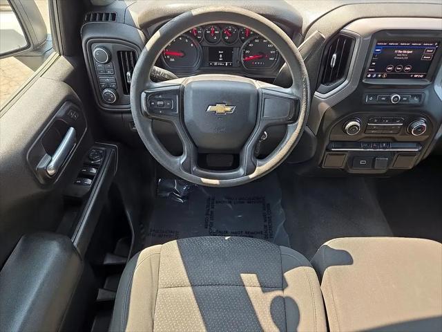 2020 Chevrolet Silverado 1500 4WD Double Cab Standard Bed Custom