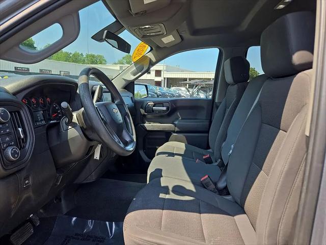 2020 Chevrolet Silverado 1500 4WD Double Cab Standard Bed Custom
