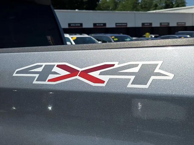 2020 Chevrolet Silverado 1500 4WD Double Cab Standard Bed Custom